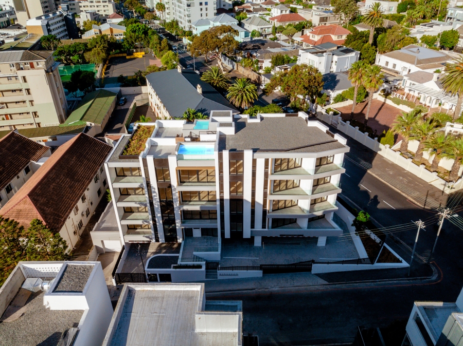 1 Bedroom Property for Sale in Sea Point Western Cape